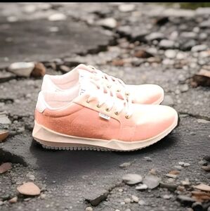 GODI CCCXIII Mens Sneakers Shoes Size 12.0 Women's Size 13.5 Pink New no box